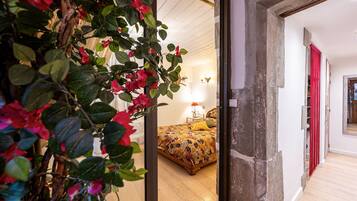 2 chambres, fer et planche Ă repasser, Wi-Fi gratuit, draps fournis