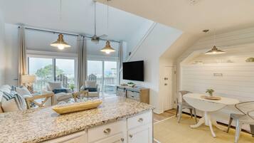 Apartment (1 Bedroom) | Interior