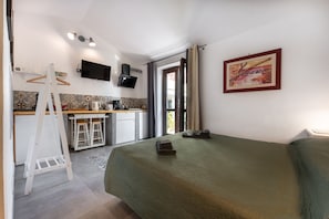 1 camera, ferro/asse da stiro, Wi-Fi gratuito, lenzuola