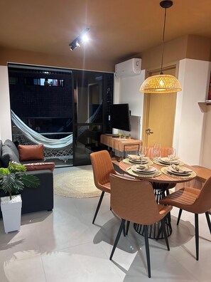 Outdoor dining - Apartment in Ponta Verde (Ponta Verde Maceió)