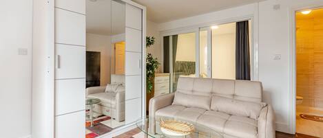 تلفزيون ذكي