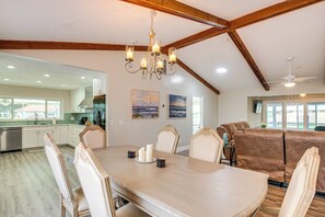 Dining - Coastal Gem w/ Private Boat Dock in Palm Coast! (Palm Coast)
