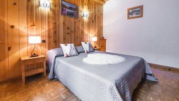 3 chambres, fer et planche Ă repasser, Wi-Fi gratuit, draps fournis
