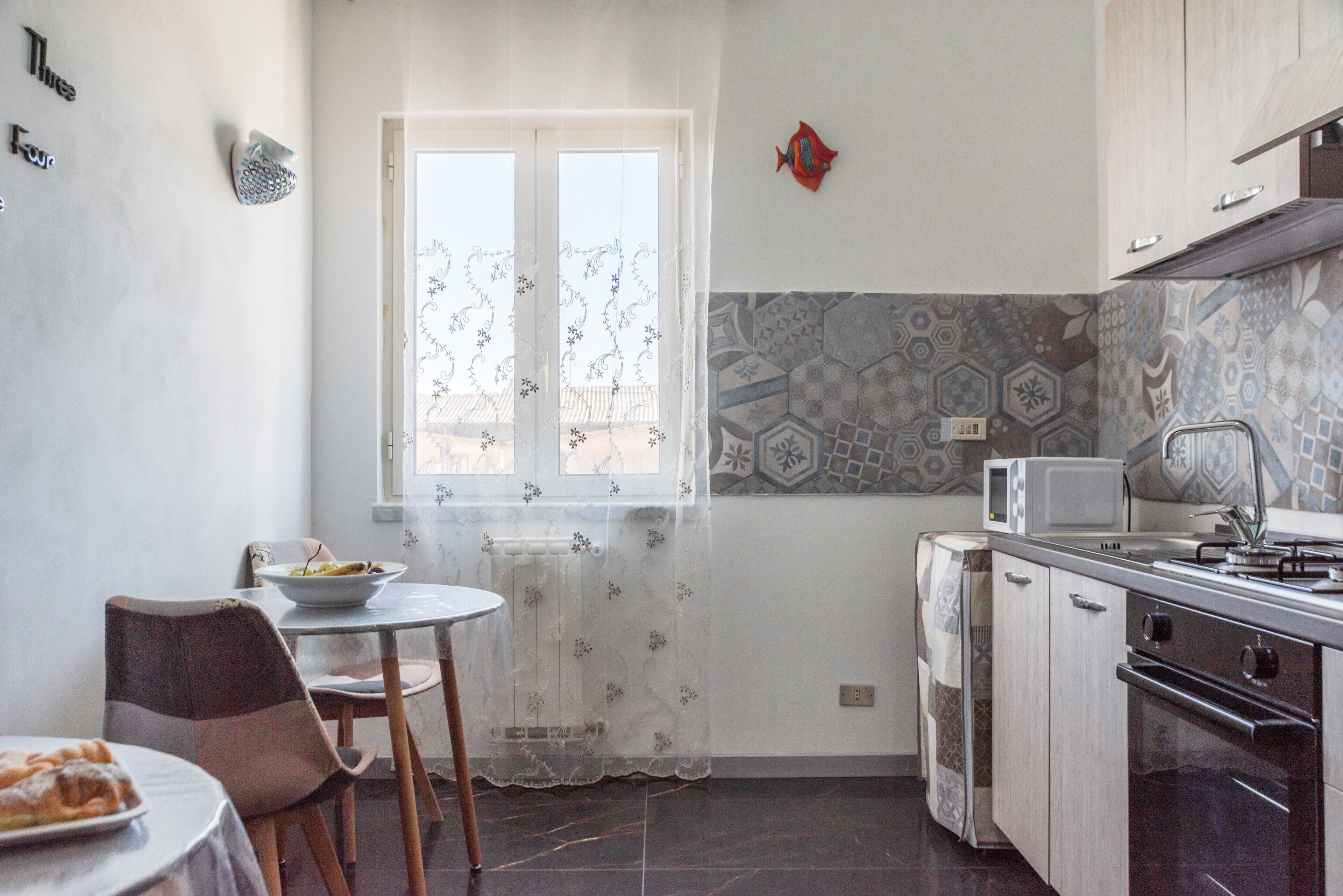 Fridge, microwave, coffee/tea maker, electric kettle