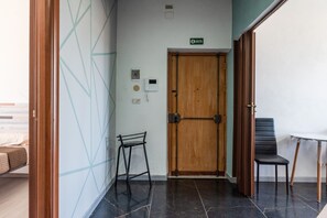 Interior - Room 'Stanza Fiore' with Wi-Fi and Air Conditioning (Agrigento)