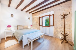 1 makuuhuone, ilmainen Wi-Fi, vuodevaatteet