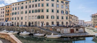 Libeccio Urban Suite by Pleiades Home