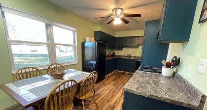 'Blue Heron Cottage' w/ Game Room, Deck & Hot Tub