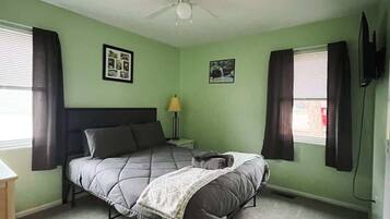 Iron/ironing board, WiFi, bed sheets