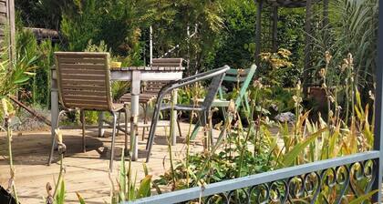 Holiday Home 'Chez Chriss' with Shared Terrace, Shared Garden and Wi-Fi