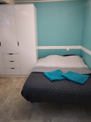 3 chambres, Wi-Fi gratuit, draps fournis