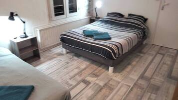 2 sovrum, strykjärn/strykbräda, gratis wi-fi och sängkläder