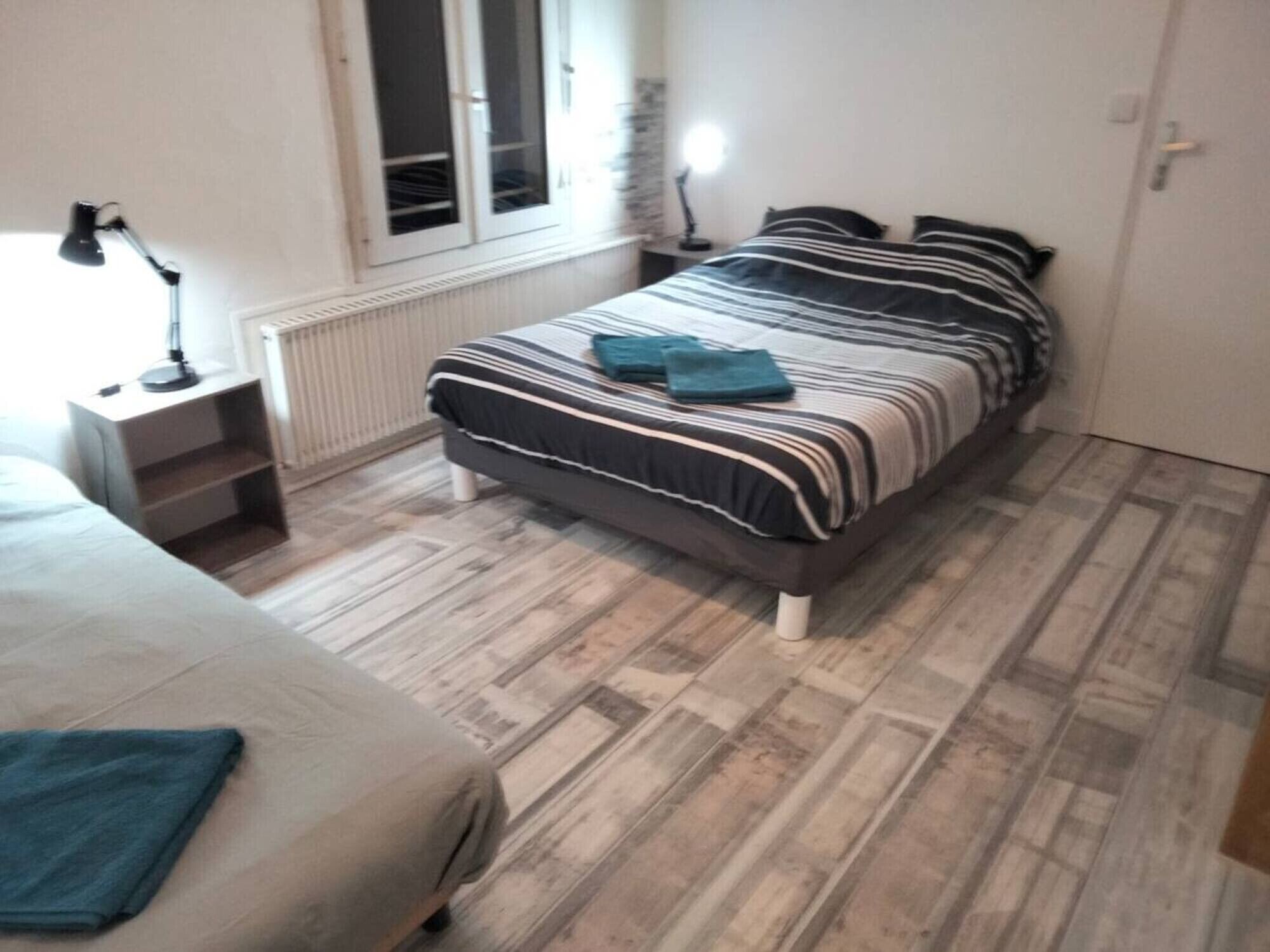 2 sovrum, strykjärn/strykbräda, gratis wi-fi och sängkläder