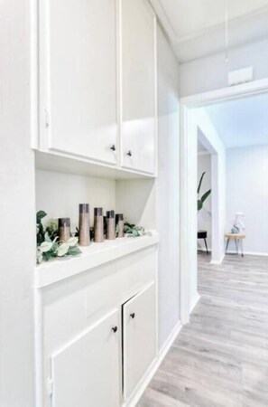 Interior - Modern & Family-Friendly Retreat near Downtown (Houston)