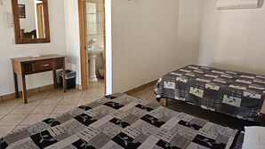 Basic Double Room | WiFi (free) - Sierra hotel  (Urique)