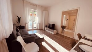 Living area - White House Lounge Supreme Apartment (Udine)