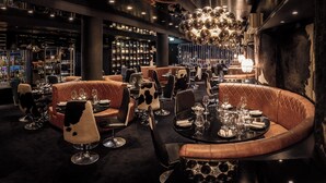 Dining - Piccolo Paradiso - South Kensington, an Art Deco stylish living space (London)