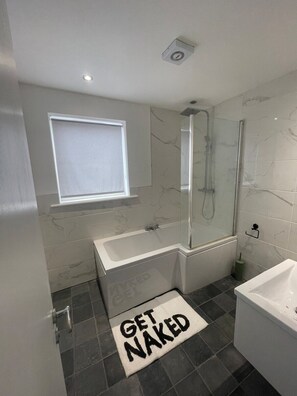 Hair dryer, towels - Cleethorpes stay with sea view (cleethorpes)