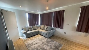 TV - Cleethorpes stay with sea view (cleethorpes)