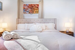 3 soverom, strykejern/-brett, wi-fi (inkludert) og sengetøy