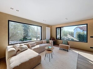 TV - Villa Hélène - flat first floor (Koksijde)