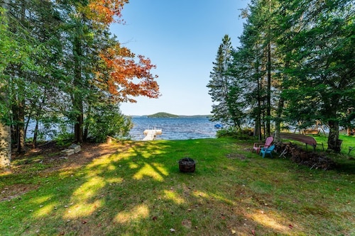 Pet Friendly Fall Getaway  Waterfront