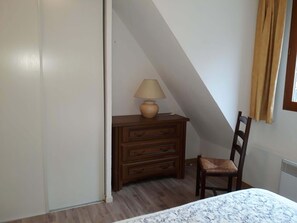 2 bedrooms, iron/ironing board - 2* apartment in the mountains  (Luz-Saint-Sauveur)