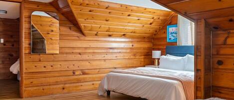 3 bedrooms, desk, free WiFi, bed sheets