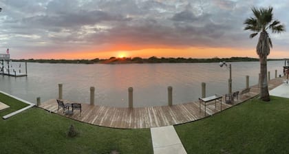 Waterfront Bunkroom sits on the Colorado river.