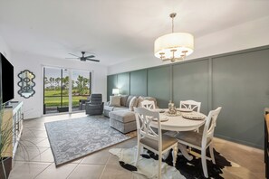 Interior - Live the FL Country Club Life - UNLIMITED GOLF - 3min drive to ATL BRAVES (Venice)