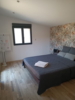 2 Schlafzimmer, Bügeleisen/Bügelbrett, WLAN, Bettwäsche