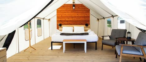 Deluxe Tent
