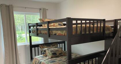 Nature lovers & fishermen’s paradise in Soldotna near Kenai River, Unit A