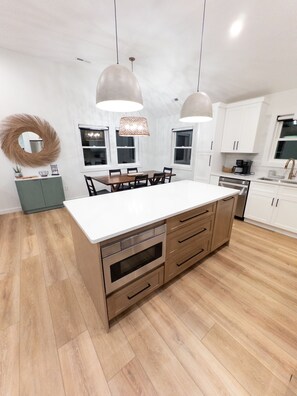 Fridge, microwave, oven, stovetop - Brand New Home Family-friendly Nags Head, NC OBX 4 BR 3 BA (Nags Head)