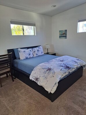 1 غرفة نوم ومكتب ومكواة/لوح كي وواي فاي