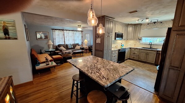 Smart TV, DVD player