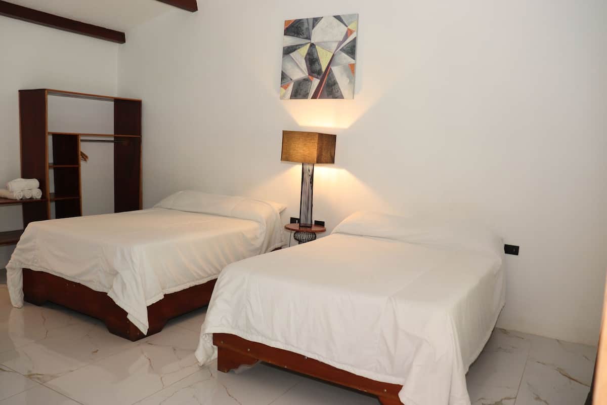 Chambre Quadruple Confort, vue jardin