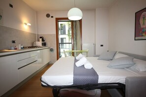 1 bedroom, iron/ironing board, WiFi, bed sheets