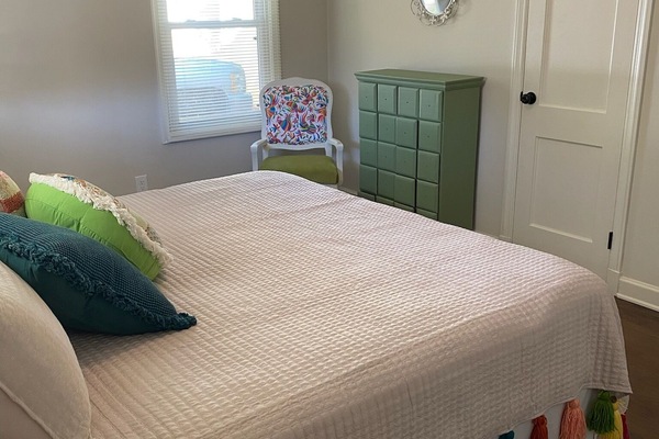 King size bed