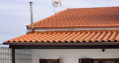 Renovated 3 bedroom house located in the center of the village of Maiorca.