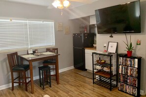 Interior - The Unique cozy studio (Winter Haven)