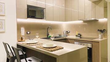 Basic Apartment | Private kitchen