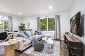 Smart TV - Home Away from Home! (Tacoma)