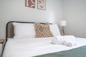 3 bedrooms, desk, iron/ironing board, travel cot