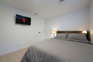 1 bedroom, desk, iron/ironing board, free WiFi