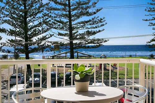Camden House Opposite Mermaid Beach