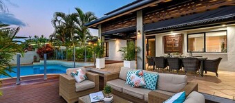 La Vida Summary:<br>The