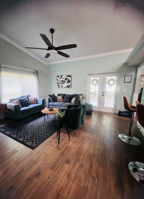 TV connectée, cheminée