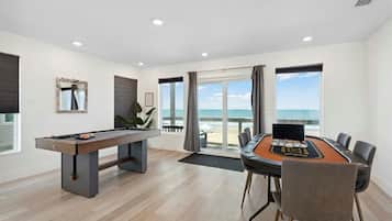 Spielezimmer