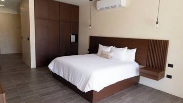 Deluxe Suite | Room amenity